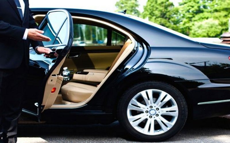airport pickup 1 Dubai Tours/Packages