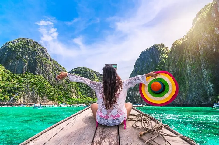LIST OF COUNTRIES PERFECT TO EXPLORE ALONE - 2023 SOLO TRIPS